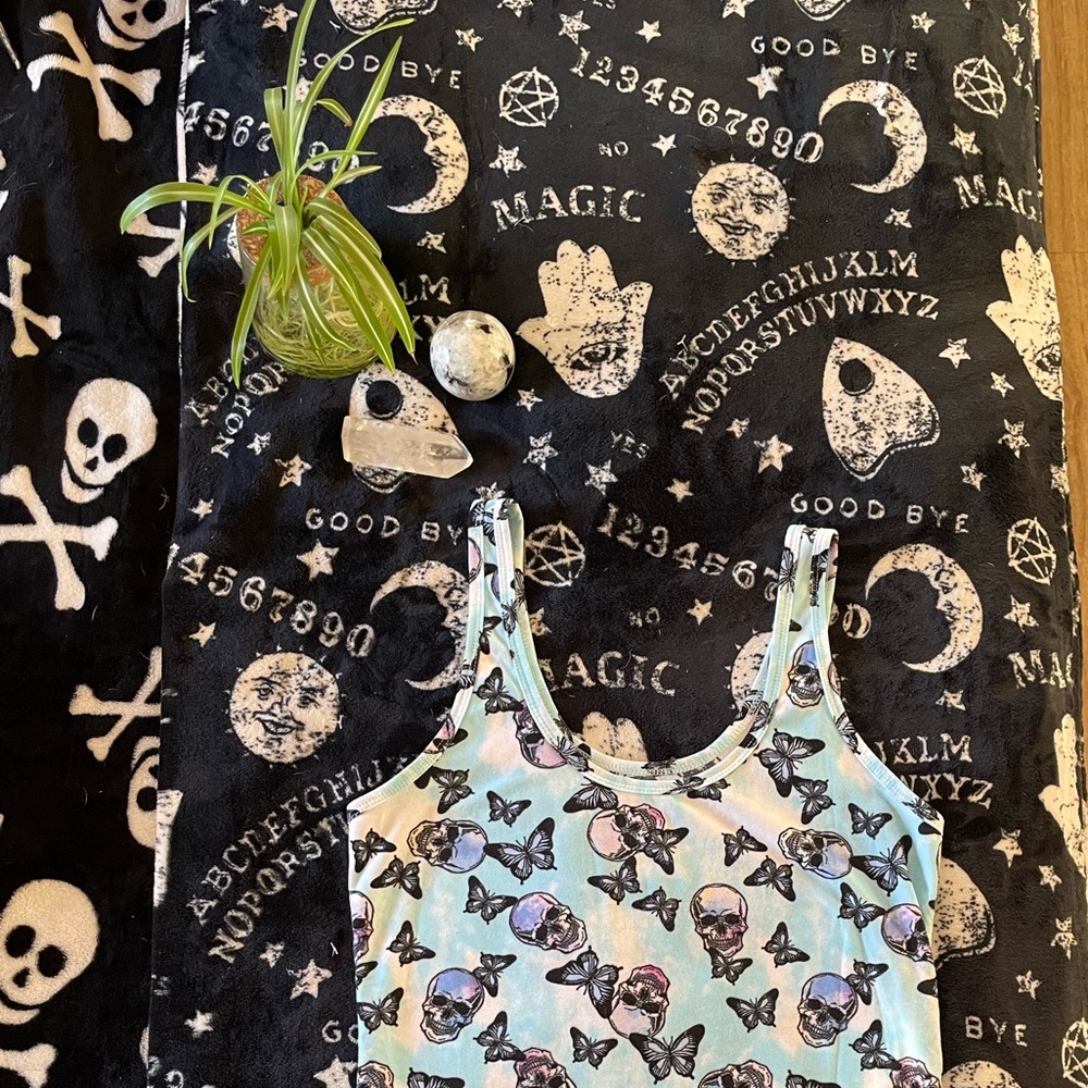 Butterfly & Skull Tank Top 💕